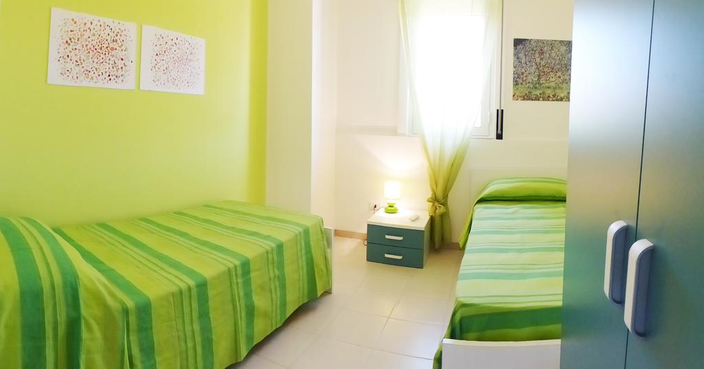 Siciliacasevacanze - Villa Venere Marina di Ragusa Ruang foto